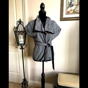 Cardigan Black and White. Size S. Dana Buchman